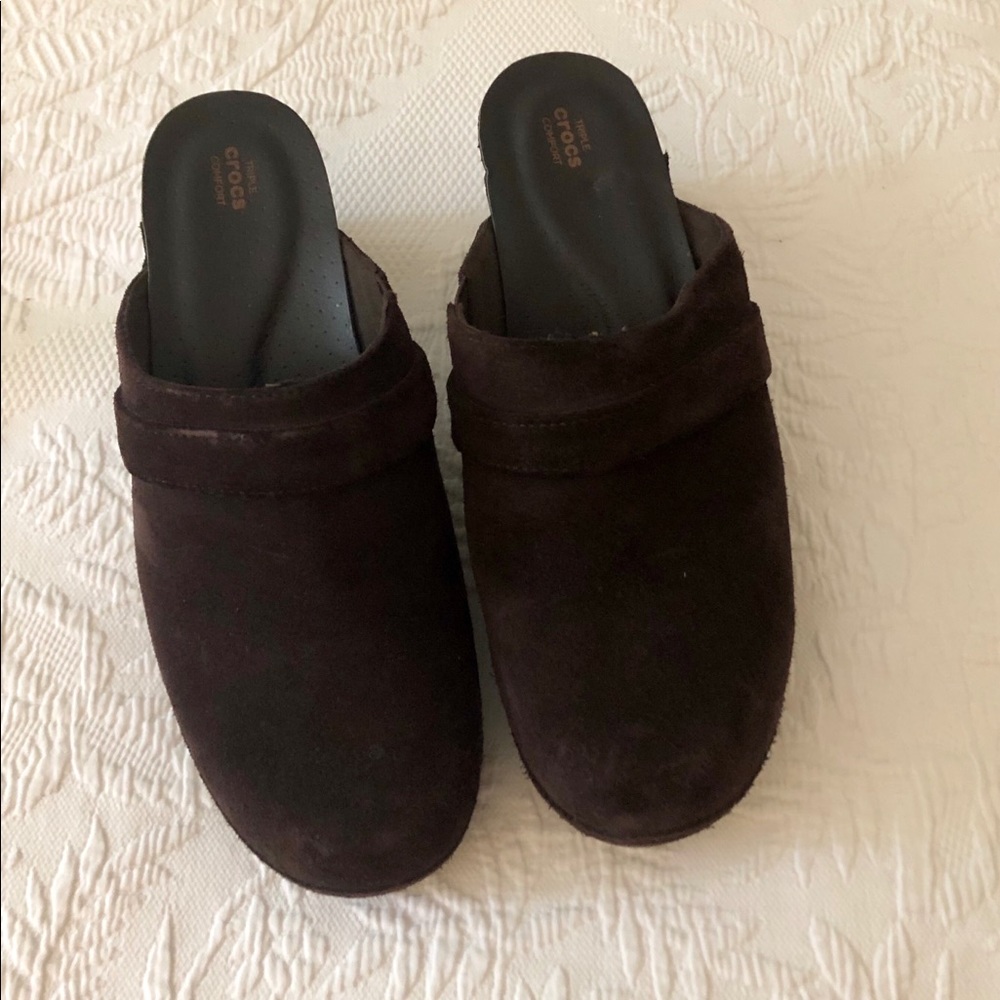 Clogs